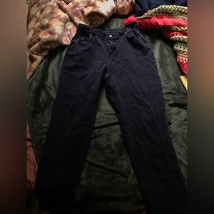 Black boyfriend jeans